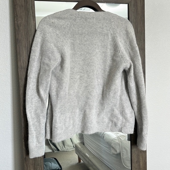 Vintage KORET 80's Gray Cardigan Lambswool/Angora Women's Size Medium - Picture 4 of 14